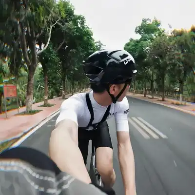 曾芳旭